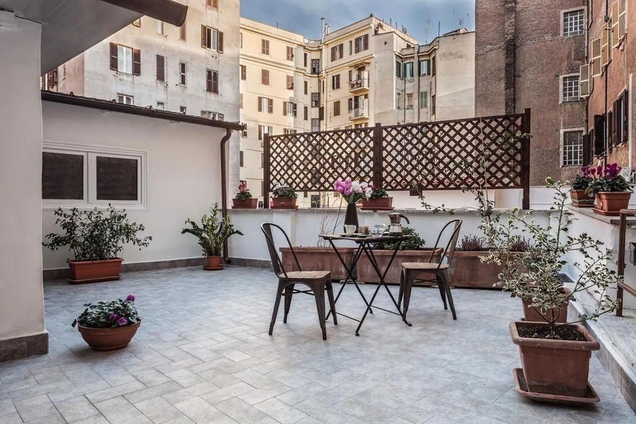 Roma Capoccia Bed & Breakfast 3*, Rome