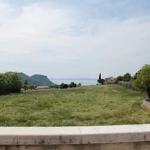 Apartment Cielo Costermano sul Garda